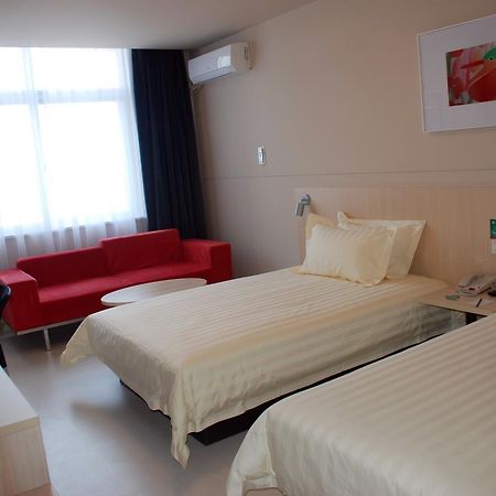 Jinjiang Inn Zhoukou Bayi Road Chuanhui District Government Екстериор снимка