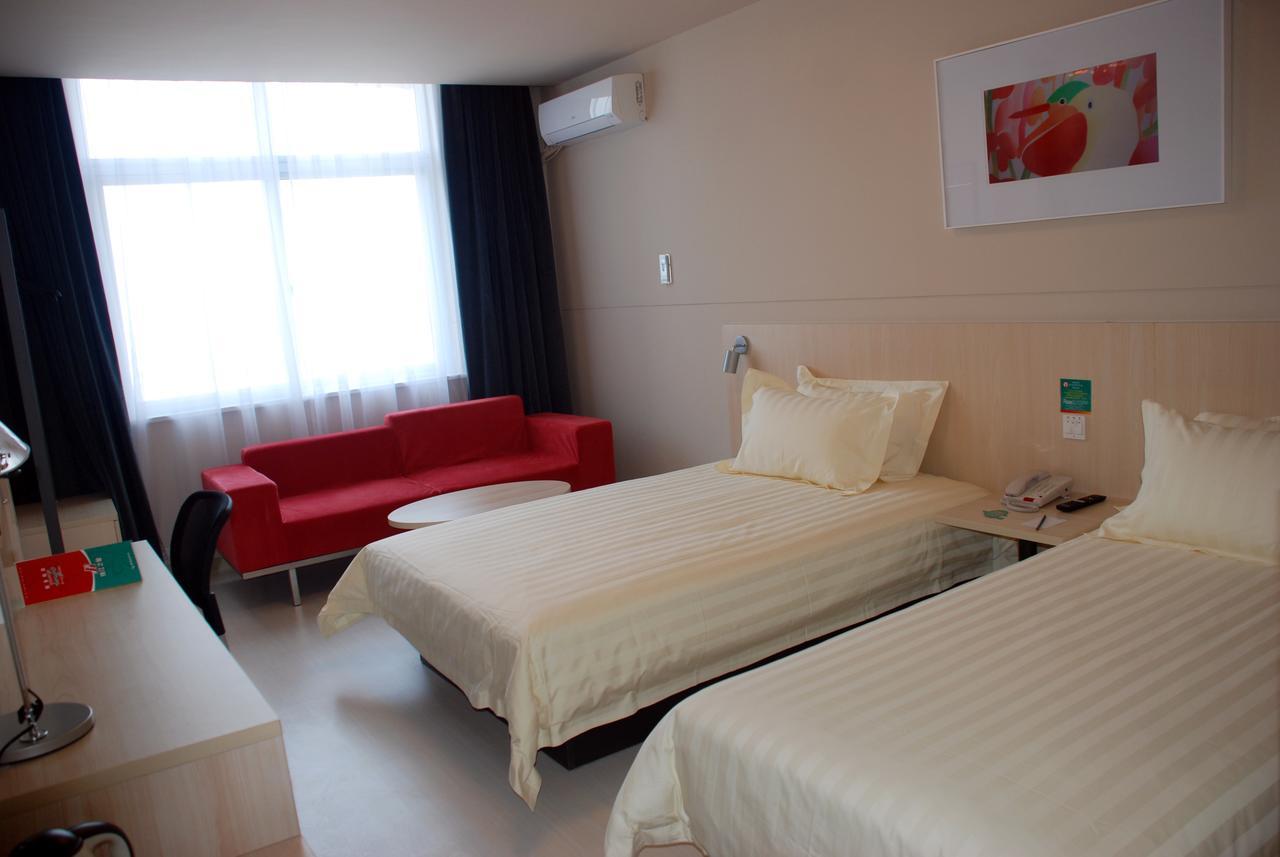 Jinjiang Inn Zhoukou Bayi Road Chuanhui District Government Екстериор снимка