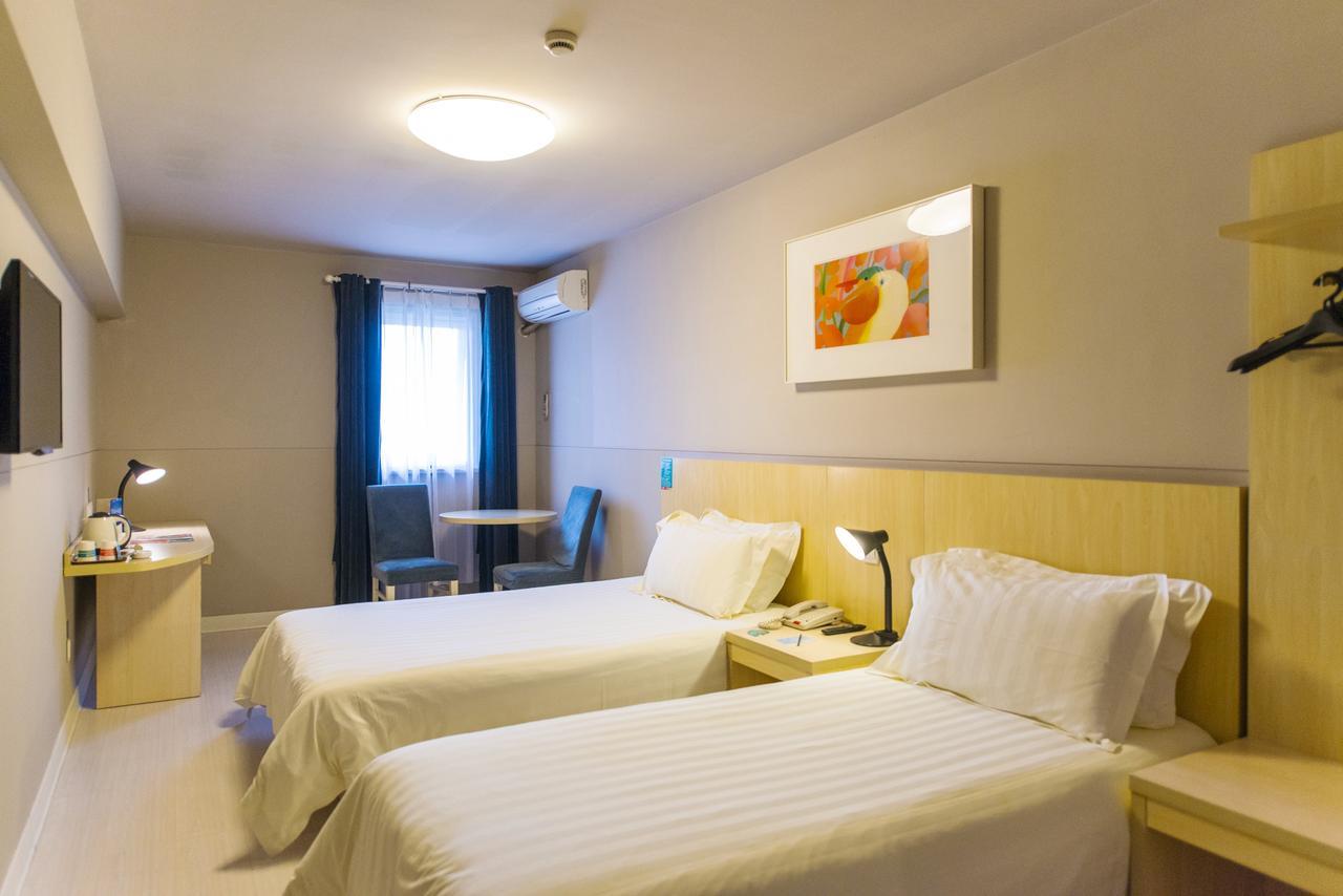 Jinjiang Inn Zhoukou Bayi Road Chuanhui District Government Екстериор снимка