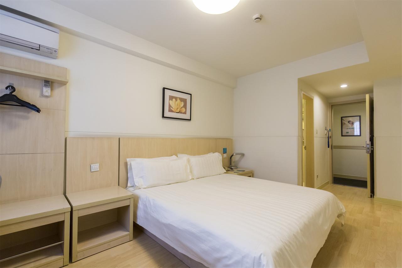 Jinjiang Inn Zhoukou Bayi Road Chuanhui District Government Екстериор снимка