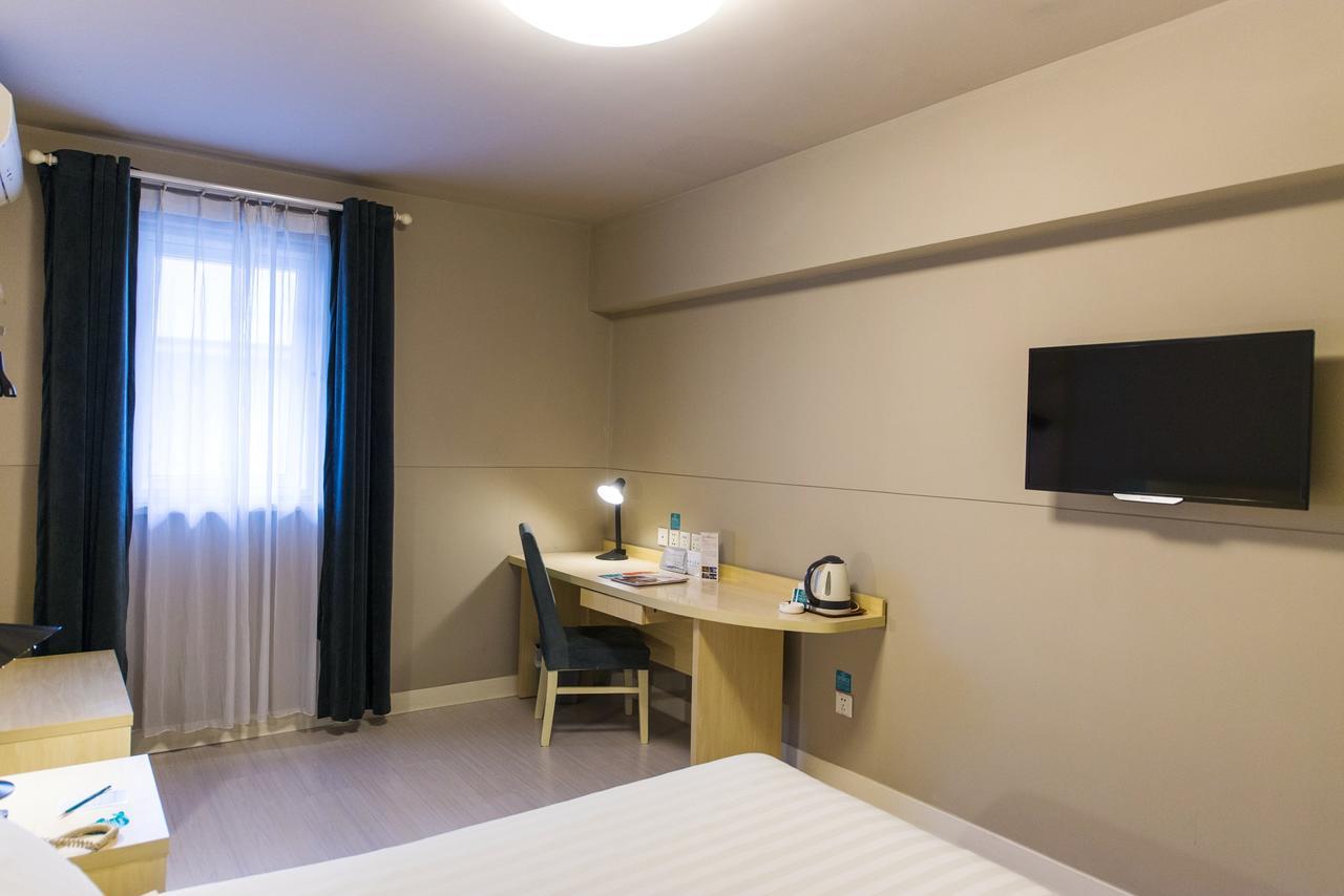 Jinjiang Inn Zhoukou Bayi Road Chuanhui District Government Екстериор снимка
