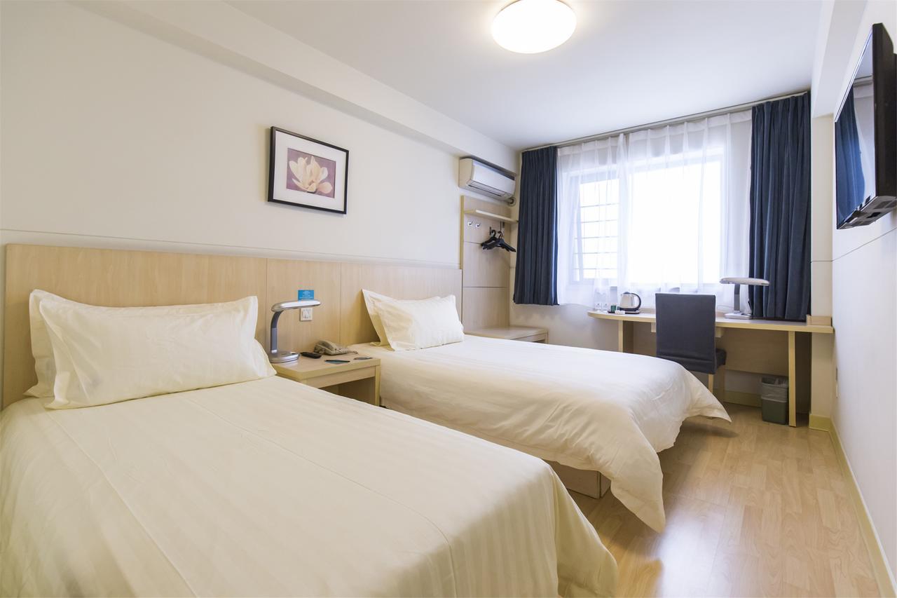 Jinjiang Inn Zhoukou Bayi Road Chuanhui District Government Екстериор снимка